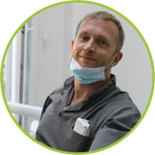 Яковлев Дмитрий Николевич – врач стоматолог, хирург, ортопед, основатель стоматологической сети «Стоматологии Яковолева»